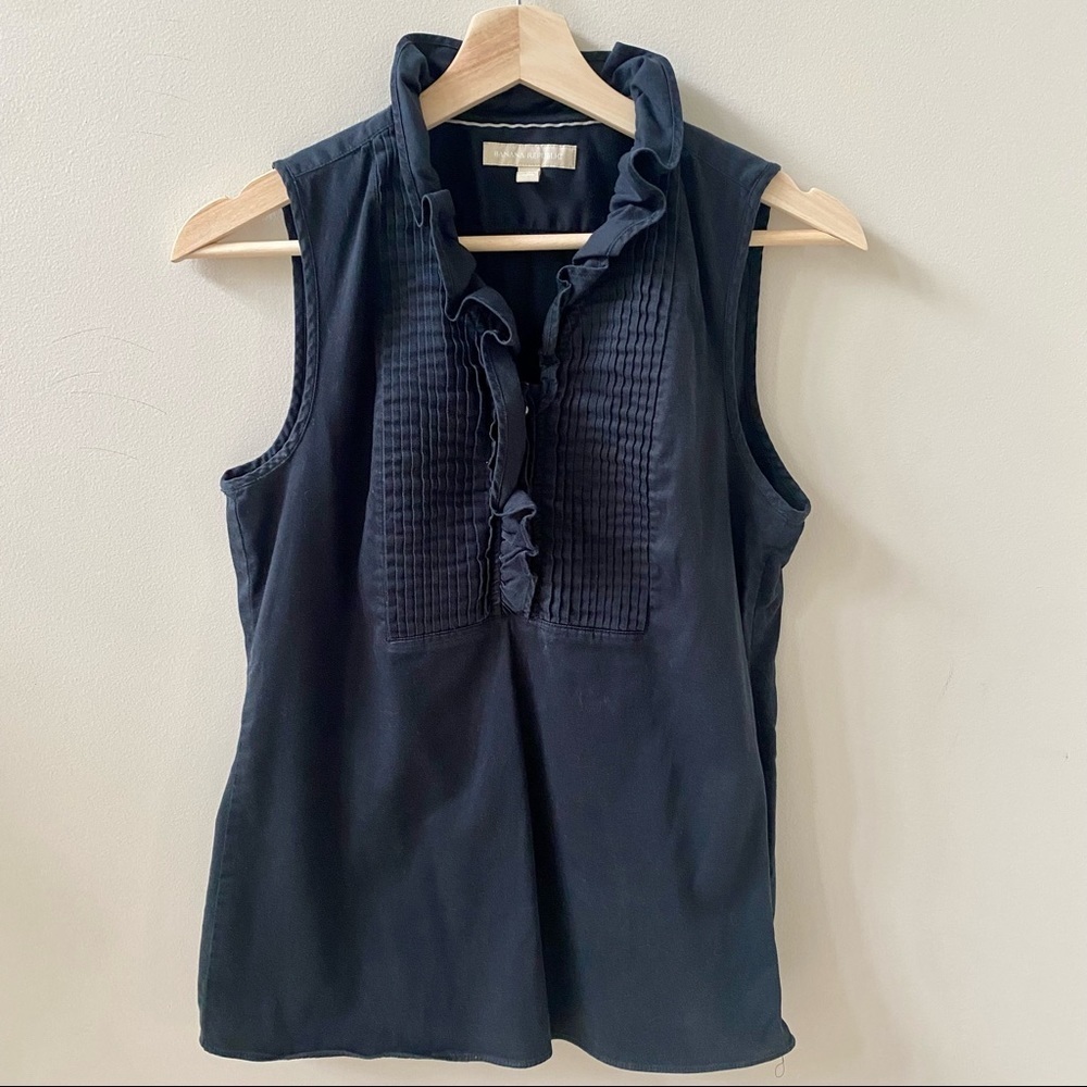 Banana Republic Black Sleeveless Shirt Size 6